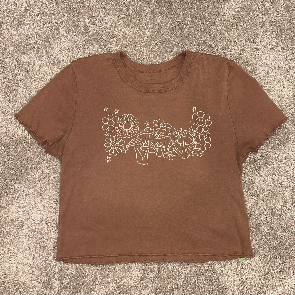 PacSun mushroom crop T-shirt